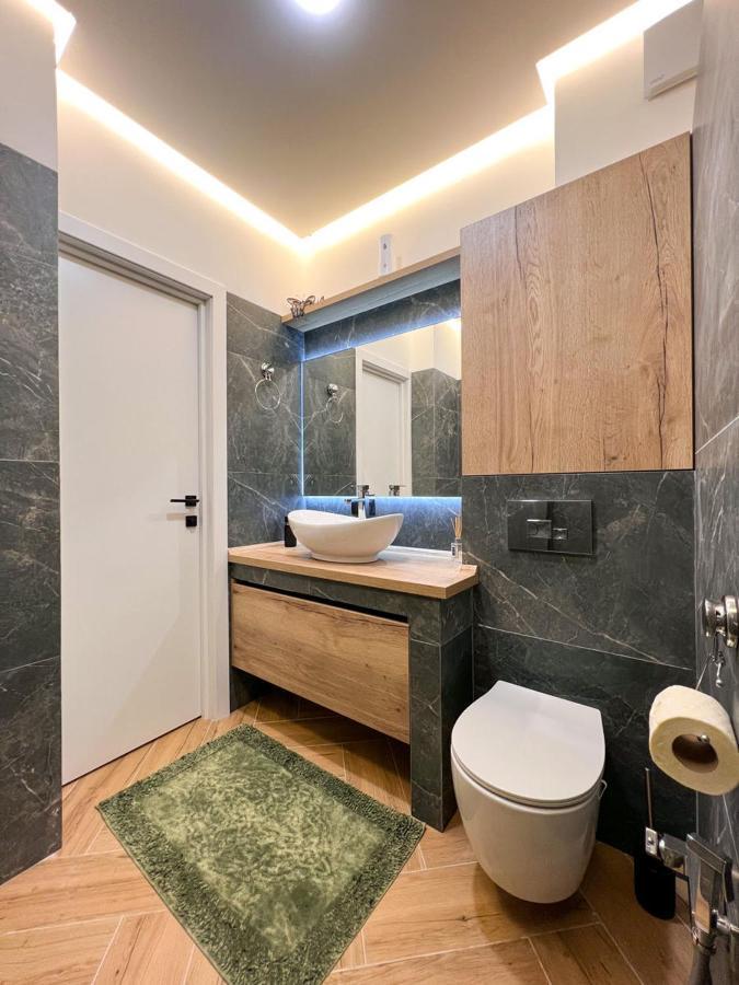 Renthouse Apartments Neoclassic Chişinău Eksteriør billede