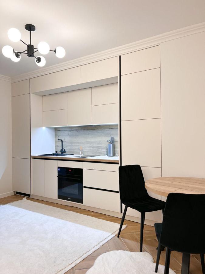 Renthouse Apartments Neoclassic Chişinău Eksteriør billede